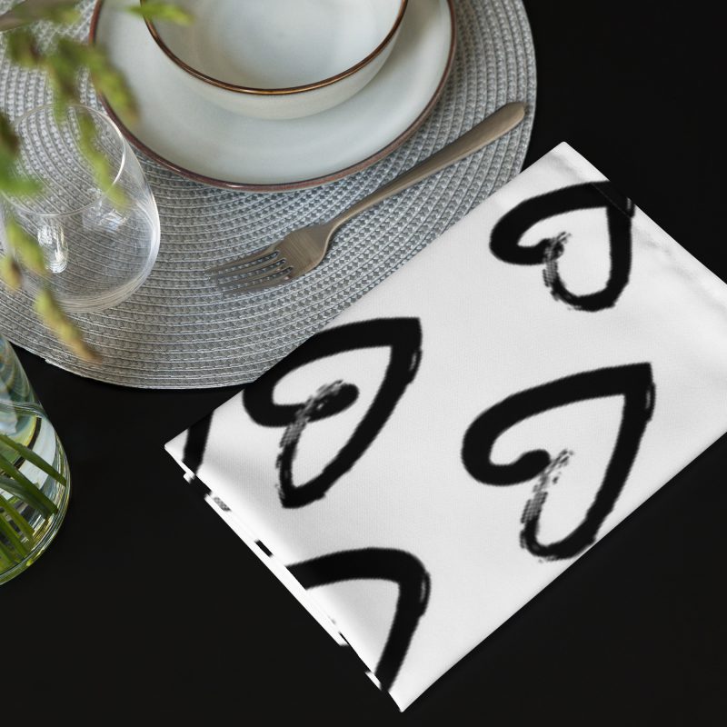 Black & White Hearts Cloth napkin set